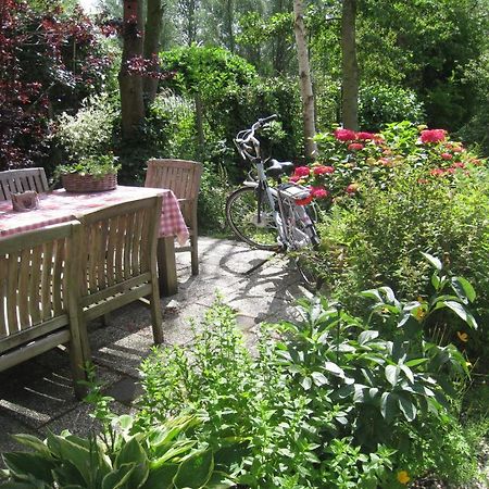Janz Bed and Breakfast Capelle aan den IJssel Exteriör bild
