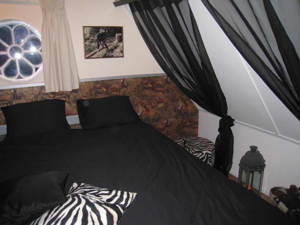 Janz Bed and Breakfast Capelle aan den IJssel Rum bild