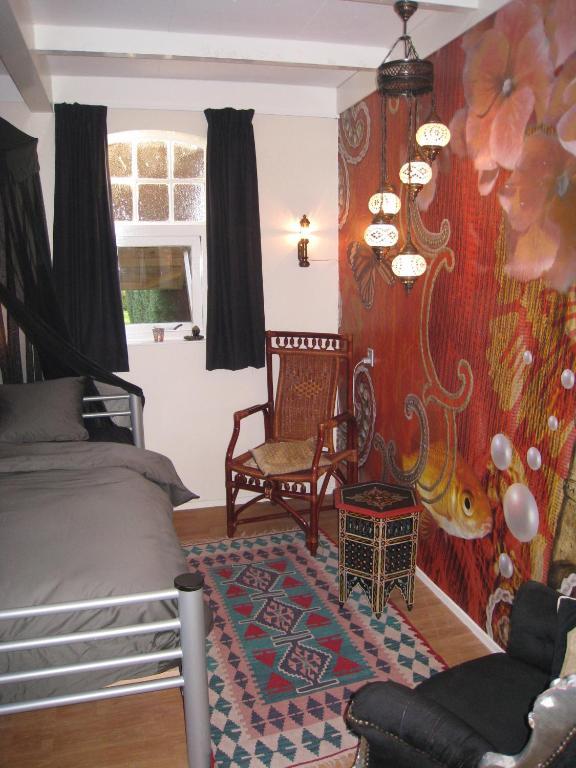Janz Bed and Breakfast Capelle aan den IJssel Rum bild