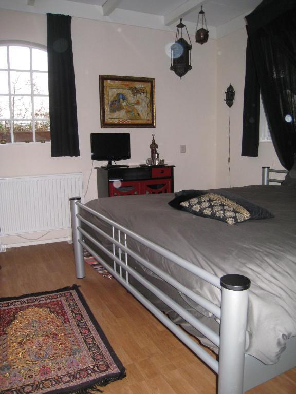 Janz Bed and Breakfast Capelle aan den IJssel Rum bild