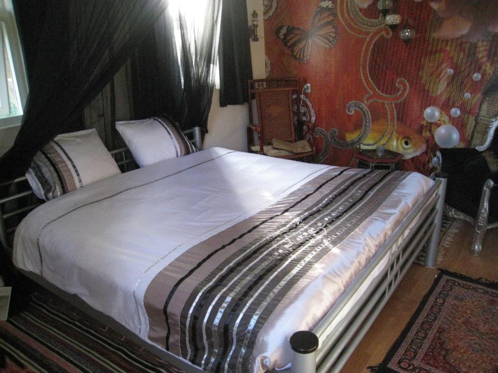 Janz Bed and Breakfast Capelle aan den IJssel Rum bild